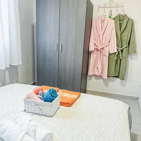 Dream Summer House בית נופש *